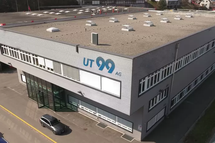 UT99 Unternehmensgebäude
